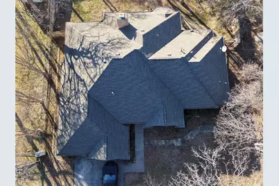 1704 S Bowen Road, Pantego, TX 76013 - Photo 2