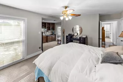 502 Bellevue Drive, Cleburne, TX 76033 - Photo 4