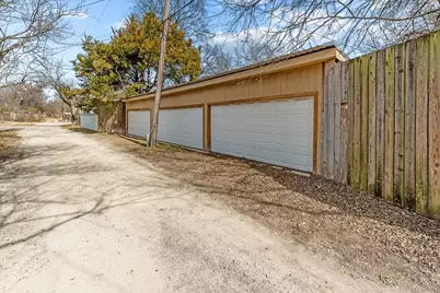 502 Bellevue Drive, Cleburne, TX 76033 - Photo 26