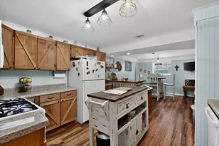 202 Senter Valley Rd, Irving, TX 75060 - Photo 10