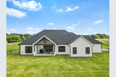 11 Nicklaus Drive, Sulphur Springs, TX 75482 - Photo 4