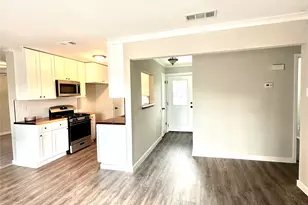 1322 Shorecrest Dr, Garland, TX 75040 - Photo 2