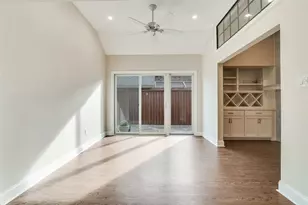 6027 Highcourt Pl, Dallas, TX 75254 - Photo 10