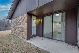 2212 Grapevine Ln, Carrollton, TX 75007 - Photo 30