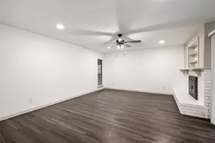 2212 Grapevine Ln, Carrollton, TX 75007 - Photo 14