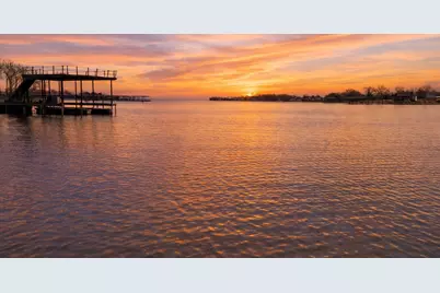 586 Clubhouse Drive, Corsicana, TX 75109 - Photo 2