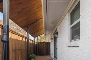 7246 La Sobrina Dr, Dallas, TX 75248 - Photo 20