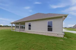 2204 Continent Ct, Krum, TX 76249 - Photo 28