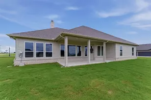 2204 Continent Ct, Krum, TX 76249 - Photo 26