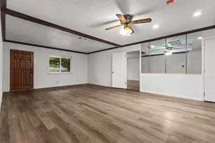 501 Franklin Dr, Euless, TX 76040 - Photo 8