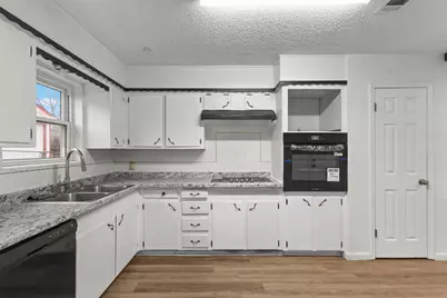 501 Franklin Drive, Euless, TX 76040 - Photo 4