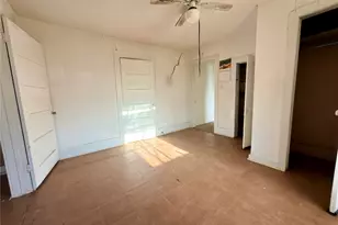 304 E 1st Ave, Corsicana, TX 75110 - Photo 8