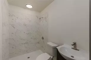 833 W Live Oak St, Jacksboro, TX 76458 - Photo 20