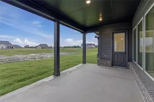 2208 Continent Ct, Krum, TX 76249 - Photo 22