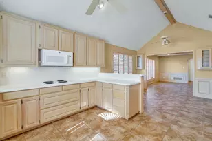 2219 Le Mans Dr, Carrollton, TX 75006 - Photo 26