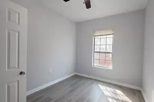 2715 Dathe St, Dallas, TX 75215 - Photo 12