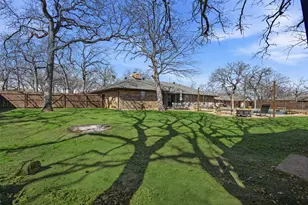 5205 N Highland Dr, Granbury, TX 76049 - Photo 36