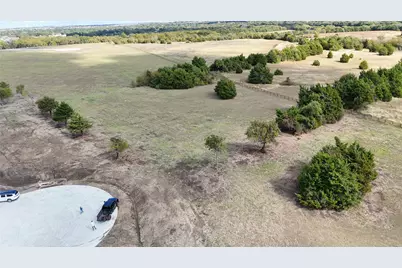 000 Latigo Court, Oak Leaf, TX 75154 - Photo 12