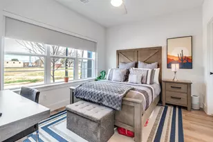 13325 Bee St, Dallas, TX 75234 - Photo 16