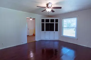 162 W Shreveport St, Van Alstyne, TX 75495 - Photo 8