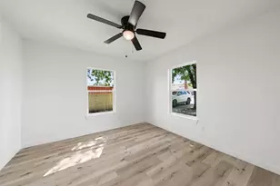 103 E Stegall Dr, Robinson, TX 76706 - Photo 10