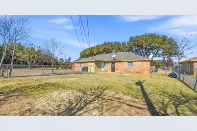 1751 Dynasty Circle, Glenn Heights, TX 75154 - Photo 20