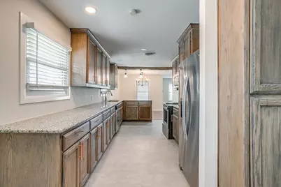 4737 Houghton Avenue, Fort Worth, TX 76107 - Photo 8