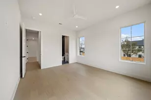 10917 Beauty Ln, Dallas, TX 75229 - Photo 30