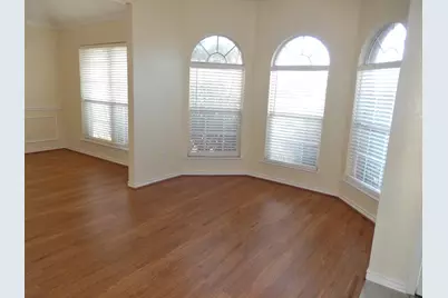 2717 Creek Valley Drive, Garland, TX 75040 - Photo 2