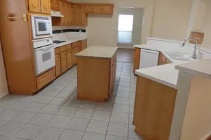 2717 Creek Valley Dr, Garland, TX 75040 - Photo 10