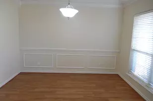 2717 Creek Valley Dr, Garland, TX 75040 - Photo 4