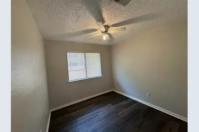 6511 Devine Drive, Arlington, TX 76001 - Photo 4