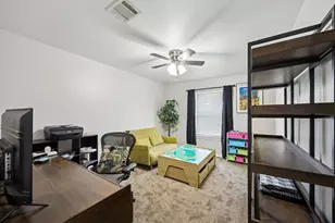 805 Phillips St, Cleburne, TX 76033 - Photo 18