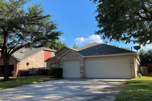 1602 Cedar Elm Dr, Corinth, TX 76210 - Photo 2