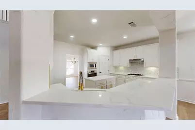 907 Greenfield Court, Kennedale, TX 76060 - Photo 8