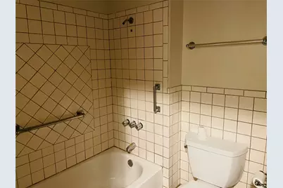 411 S Oak Cliff Boulevard, Dallas, TX 75208 - Photo 8