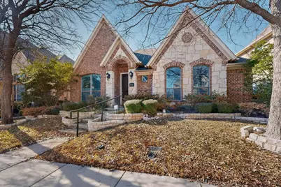 8715 Lindenwood Lane, Irving, TX 75063 - Photo 2