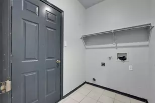 1653 Churchill Ln, Mansfield, TX 76063 - Photo 10