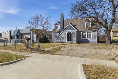 2115 Roanoke Avenue, Dallas, TX 75235 - Photo 2