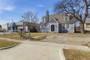 2115 Roanoke Ave, Dallas, TX 75235 - Photo 2