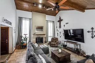 2624 Daybreak Dr, Dallas, TX 75287 - Photo 6