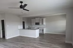 1100 Sleepy Owl Ln, Fort Worth, TX 76108 - Photo 2