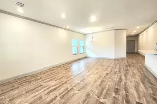 490 Oak Crk Dr, Lavon, TX 75166 - Photo 2