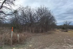 303 Creekwood Dr, Blum, TX 76627 - Photo 1