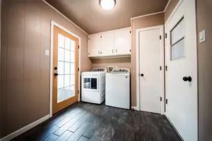 1911 College St, Gainesville, TX 76240 - Photo 18