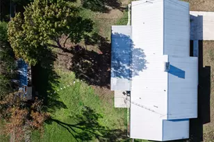 1911 College St, Gainesville, TX 76240 - Photo 6