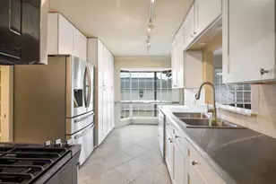 6111 Bordeaux Ave, Dallas, TX 75209 - Photo 12