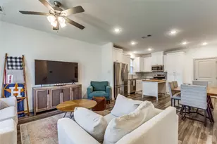 5106 Springlake Pkwy, Haltom City, TX 76117 - Photo 4