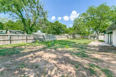 933 Charleston Court, Bedford, TX 76022 - Photo 24
