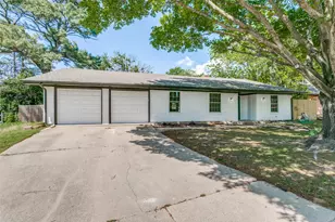 933 Charleston Ct, Bedford, TX 76022 - Photo 1